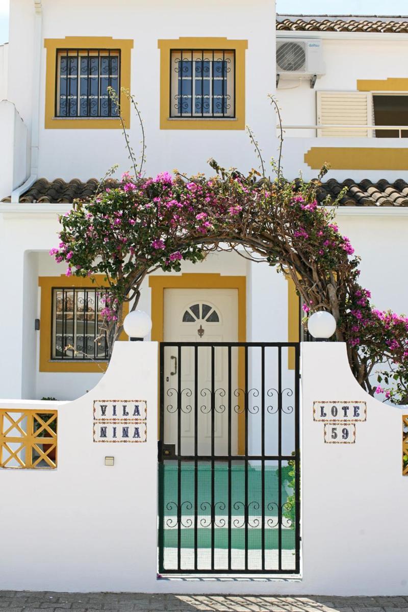 Naomi - Large Garden And Terrace Holiday home