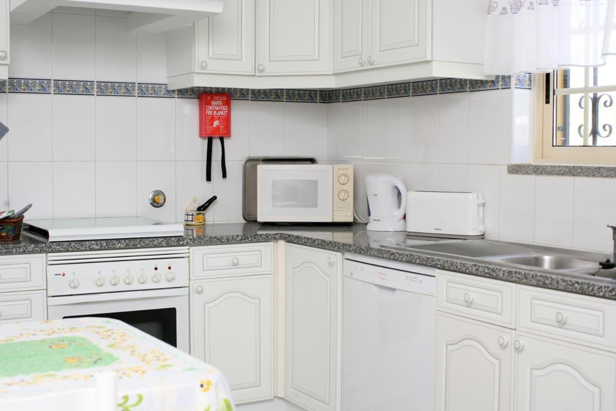 Holiday home Naomi - Large Garden And Terrace Albufeira